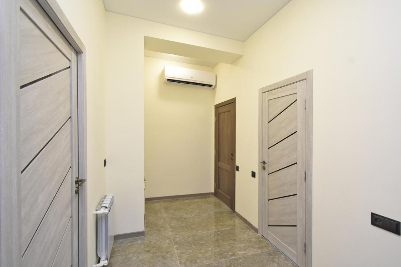New Apartment In Downtown Єреван Екстер'єр фото