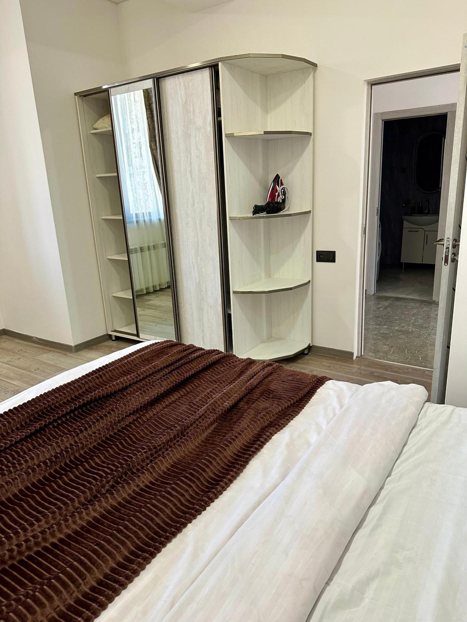 New Apartment In Downtown Єреван Екстер'єр фото